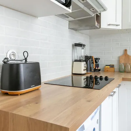 Apartment Warm Pineapple Apartment- Becon Les Bruyere *